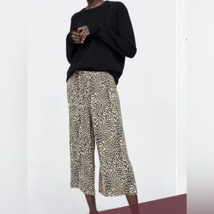 Zara Animal Print palasso pleated pants - Black and Cream